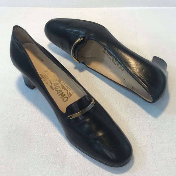 Salvatore Ferragamo leather heel pumps, shoes high end name brand - Picture 8 of 17